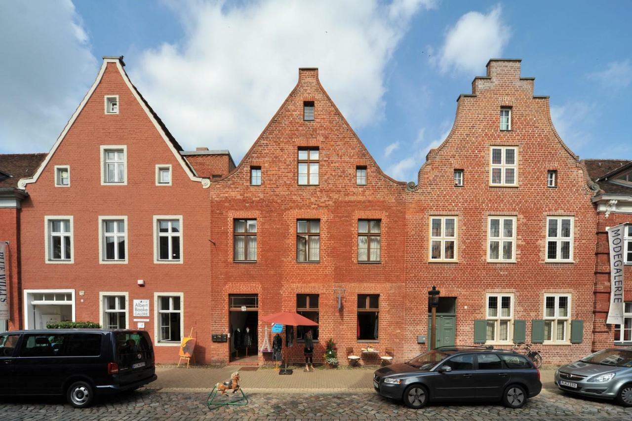 Apartmenthaus Im Hollaendischen Viertel Потсдам Екстериор снимка